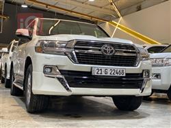 تۆیۆتا لاند کروزەر